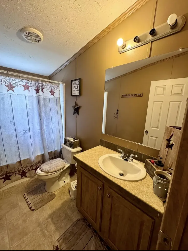 69 Old Kingfield Road New Portland ME 04961