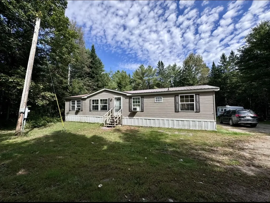 69 Old Kingfield Road New Portland ME 04961