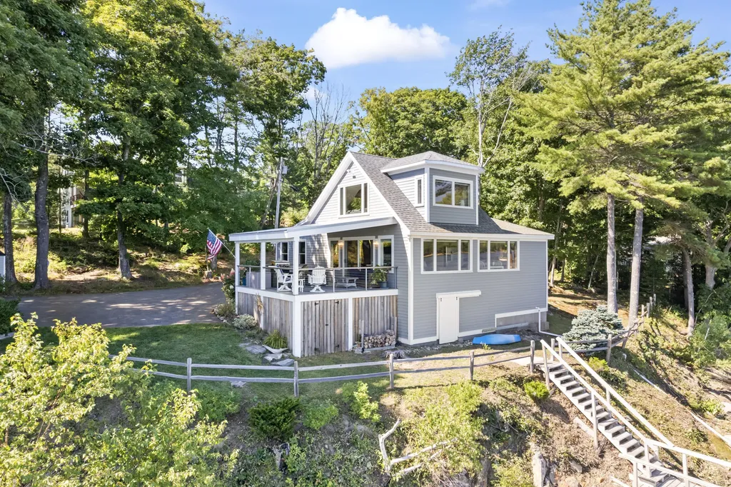 7 Chase Lane Brunswick ME 04011