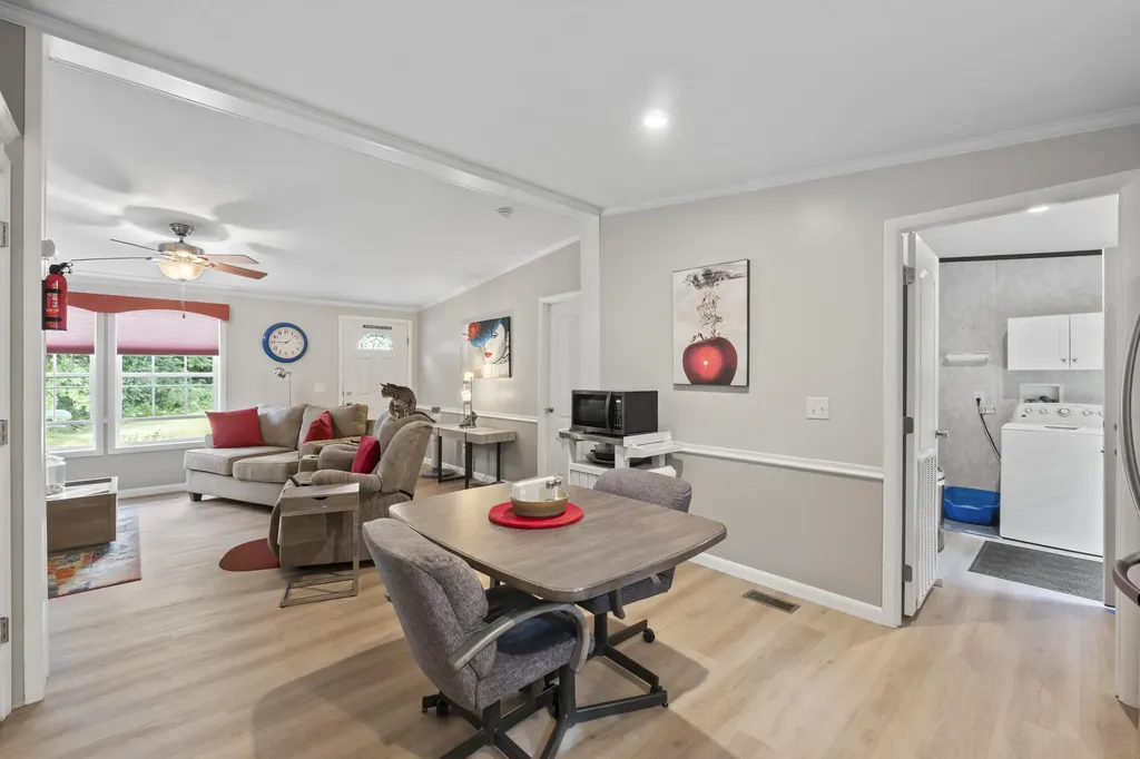 17 Harmony Hill Road Topsham ME 04086