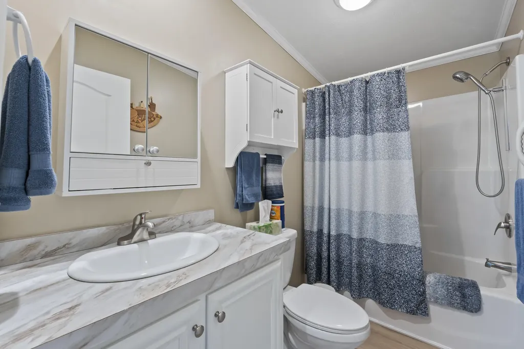 17 Harmony Hill Road Topsham ME 04086