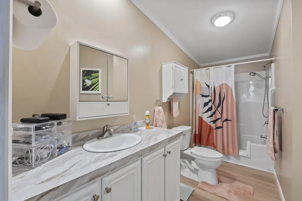 17 Harmony Hill Road Topsham ME 04086