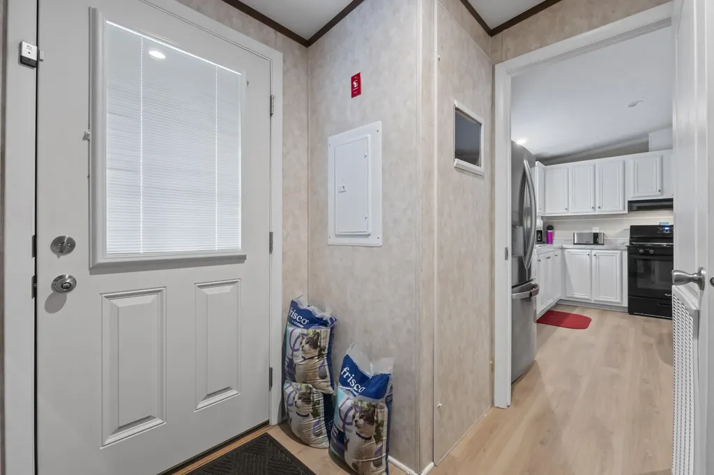 17 Harmony Hill Road Topsham ME 04086
