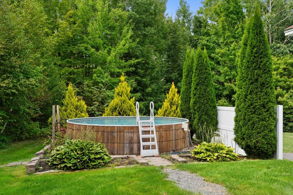 283 Skyline Road Bangor ME 04401