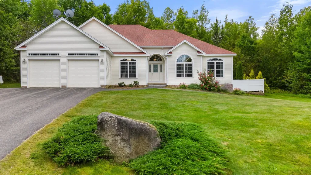 283 Skyline Road Bangor ME 04401
