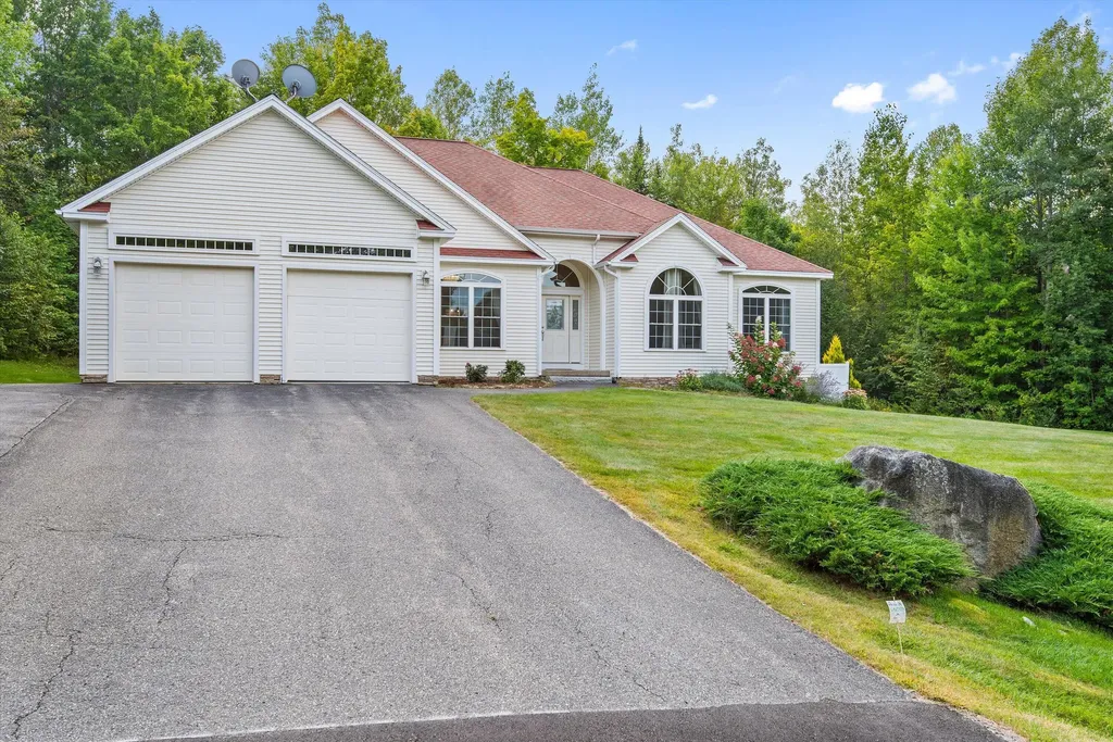 283 Skyline Road Bangor ME 04401