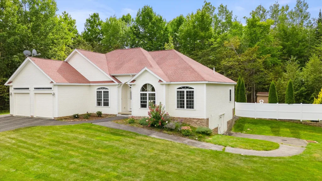 283 Skyline Road Bangor ME 04401