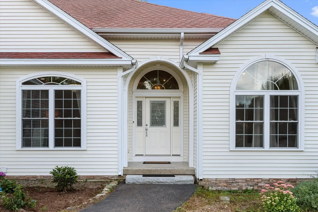 283 Skyline Road Bangor ME 04401