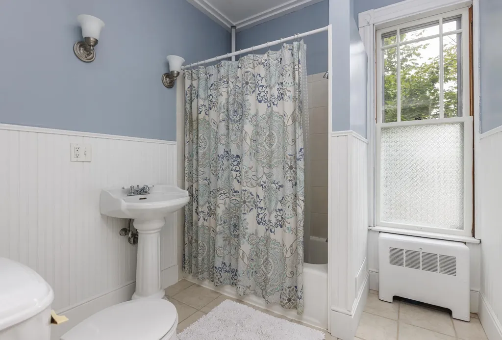 16 Nevens Street Portland ME 04103