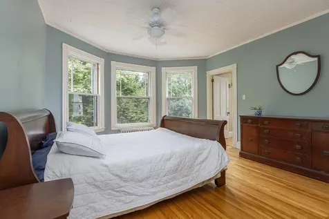 16 Nevens Street Portland ME 04103