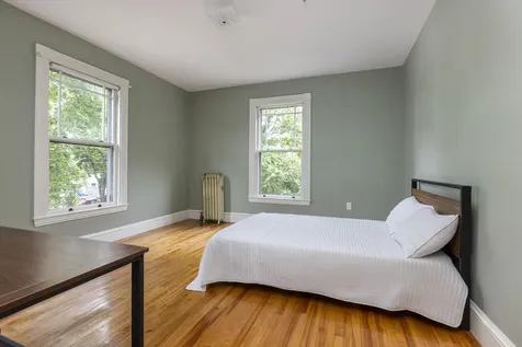 16 Nevens Street Portland ME 04103