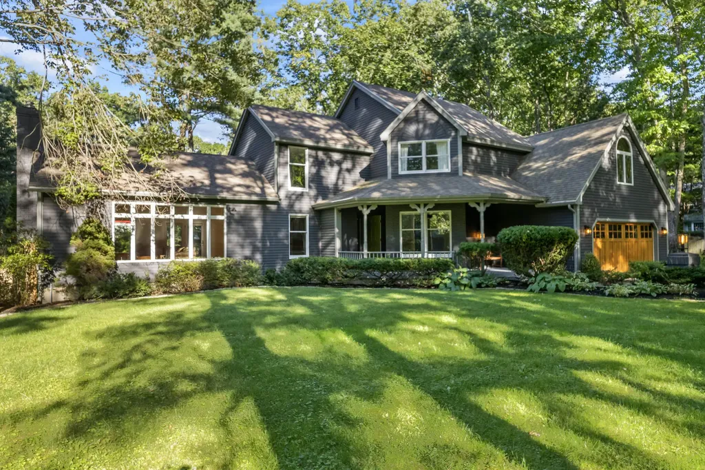 14 Chestnut Road Brunswick ME 04011