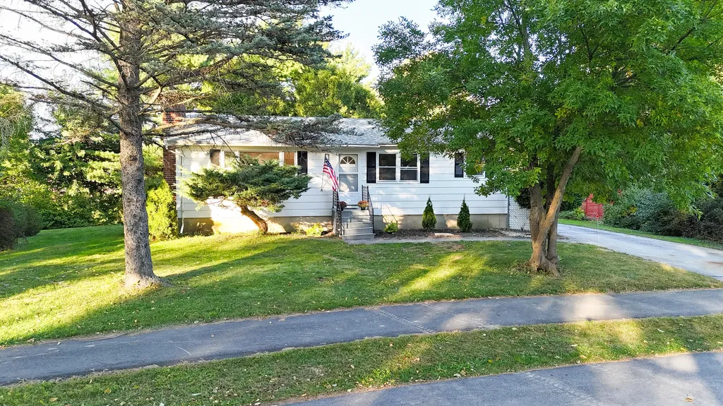209 Yale Street Bangor ME 04401