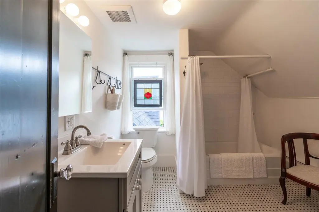 34 Orange Street Rockland ME 04841