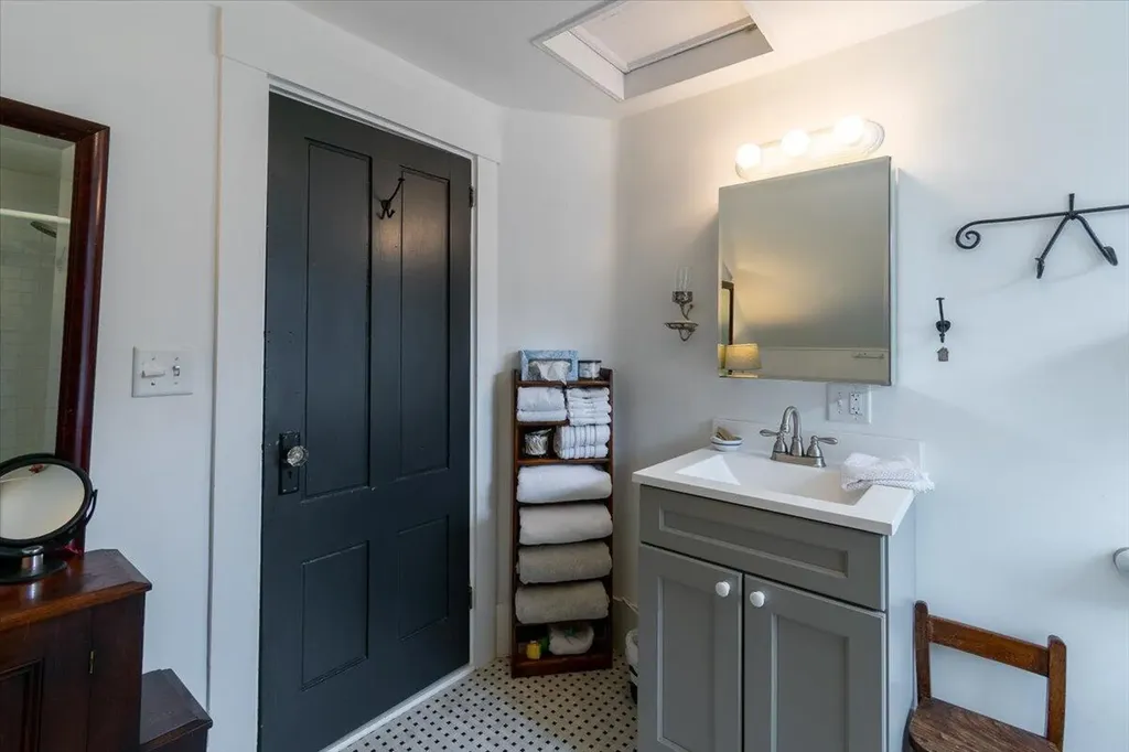 34 Orange Street Rockland ME 04841
