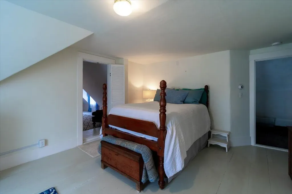 34 Orange Street Rockland ME 04841