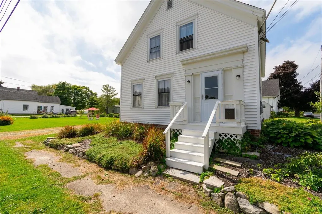 34 Orange Street Rockland ME 04841