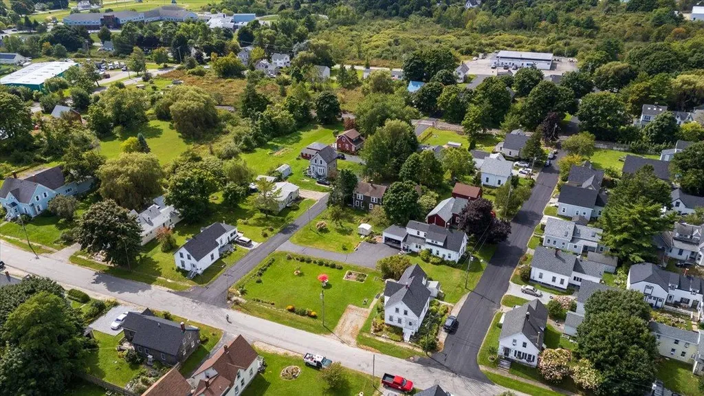 34 Orange Street Rockland ME 04841