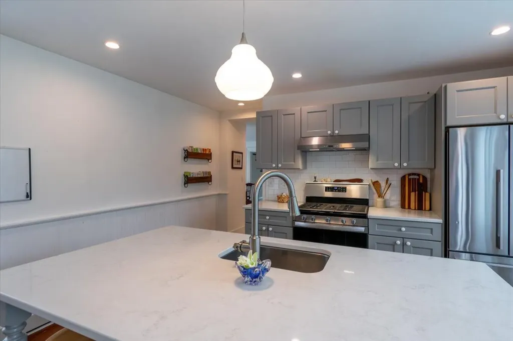 34 Orange Street Rockland ME 04841