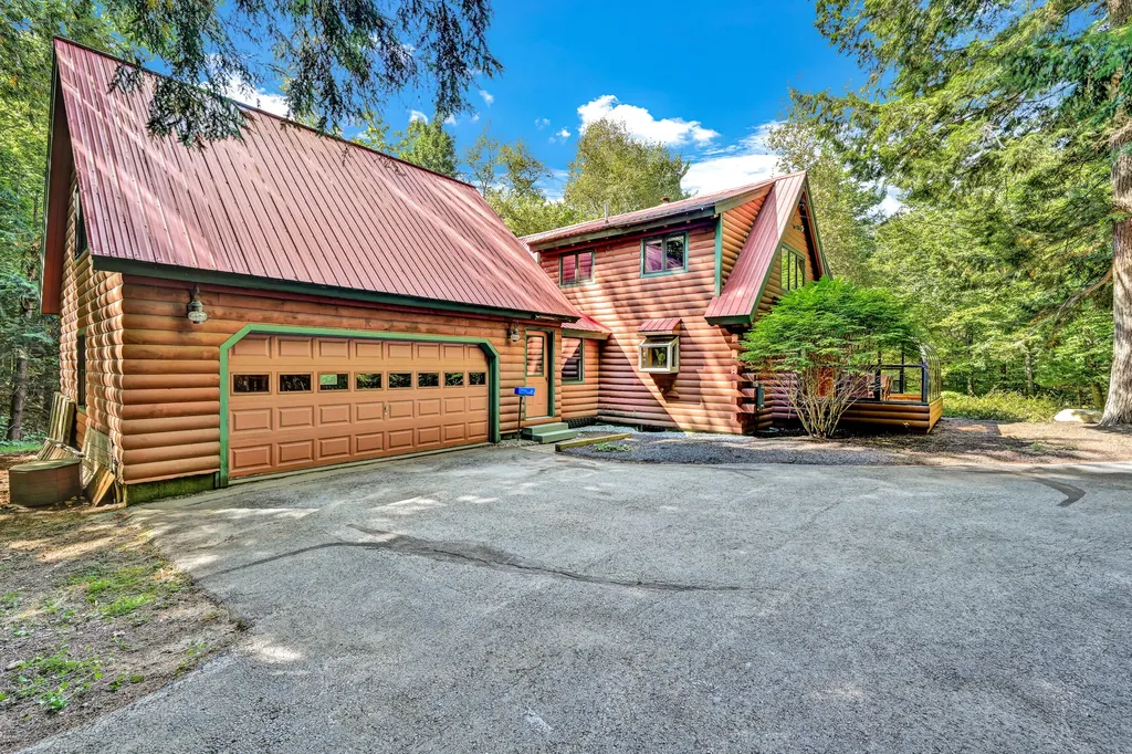 195 Old Quarry Road Farmington ME 04938