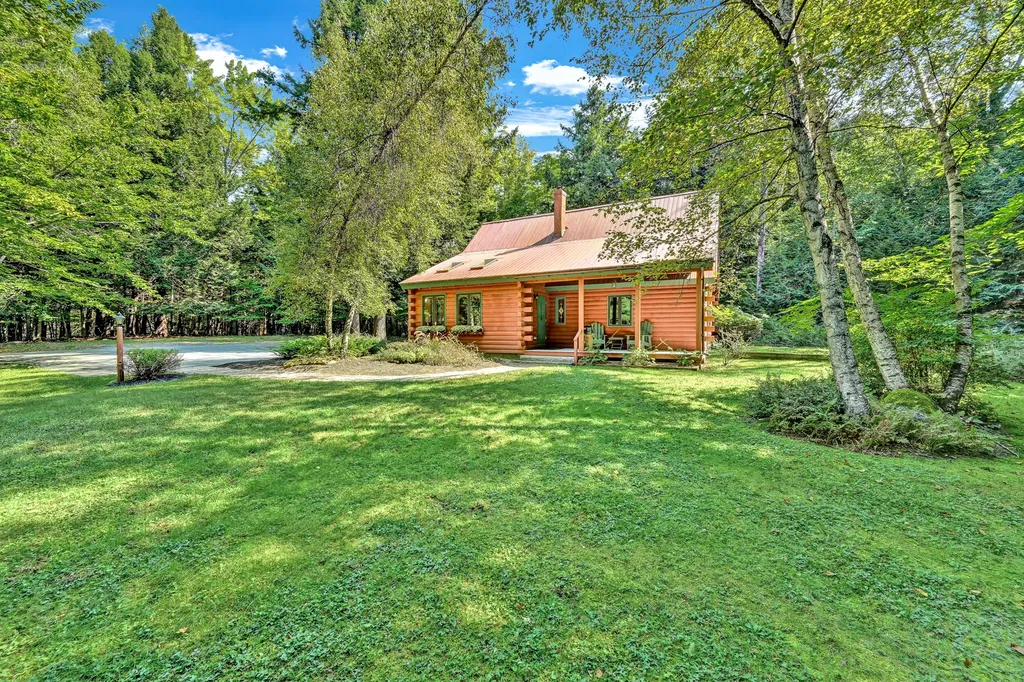 195 Old Quarry Road Farmington ME 04938
