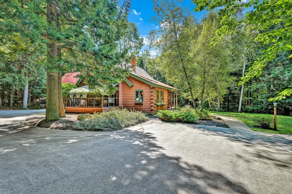 195 Old Quarry Road Farmington ME 04938