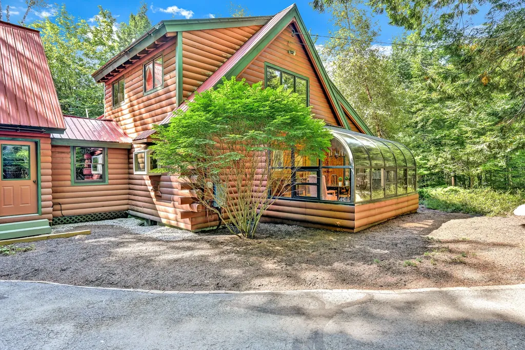 195 Old Quarry Road Farmington ME 04938