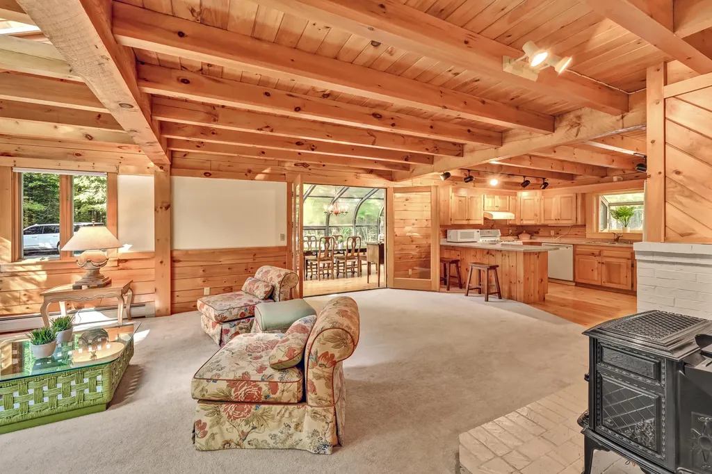 195 Old Quarry Road Farmington ME 04938