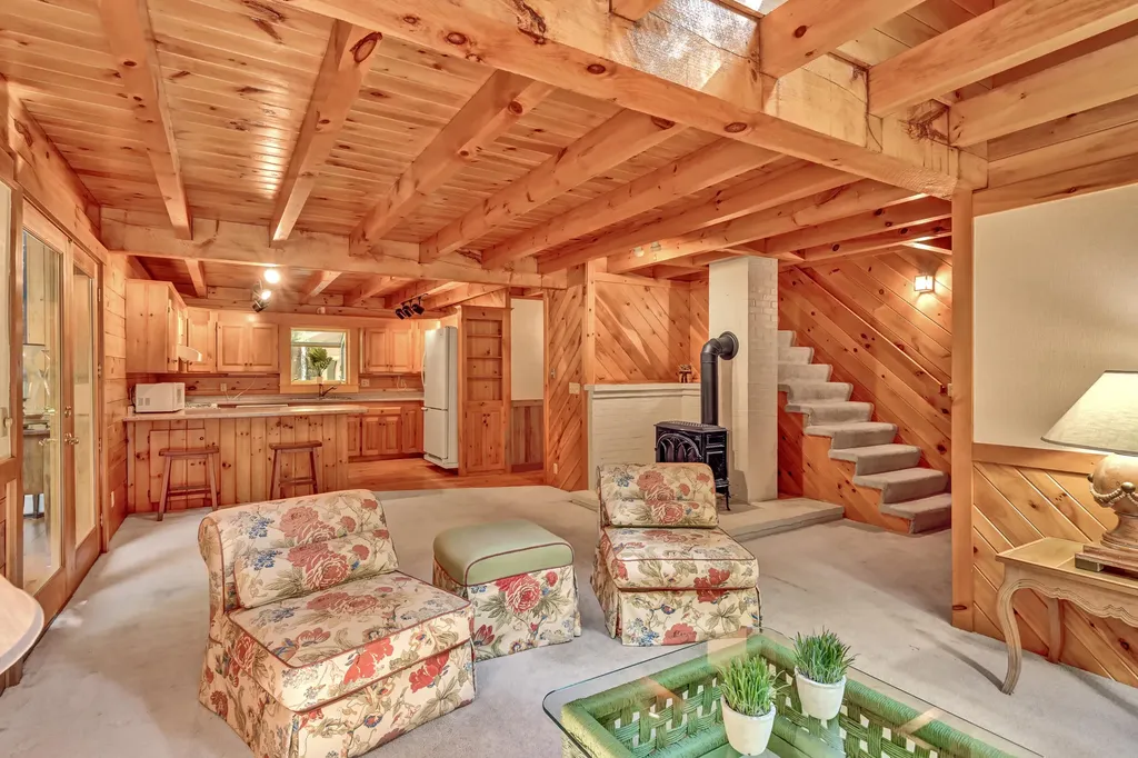 195 Old Quarry Road Farmington ME 04938