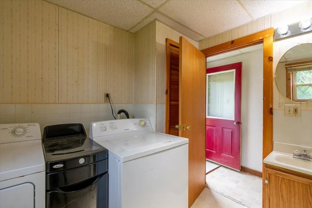 460 Oyster River Road Warren ME 04864