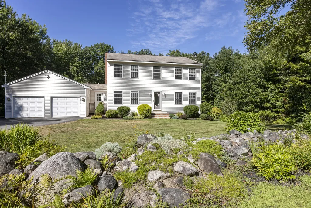 37 Lakewood Lane Poland ME 04274