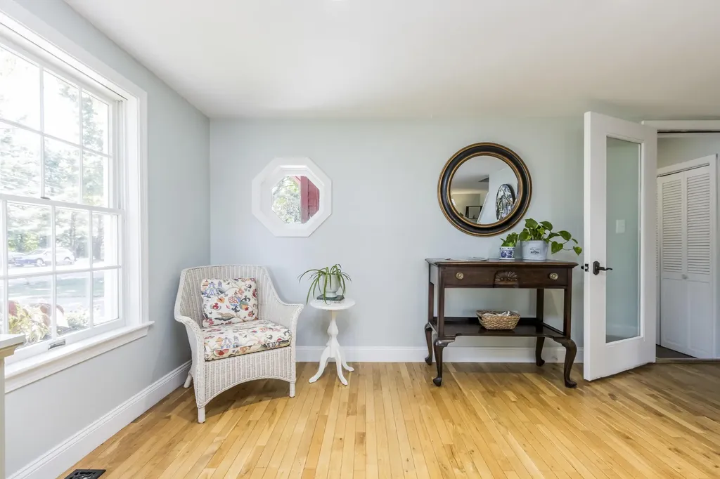 253 Black Point Road Scarborough ME 04074