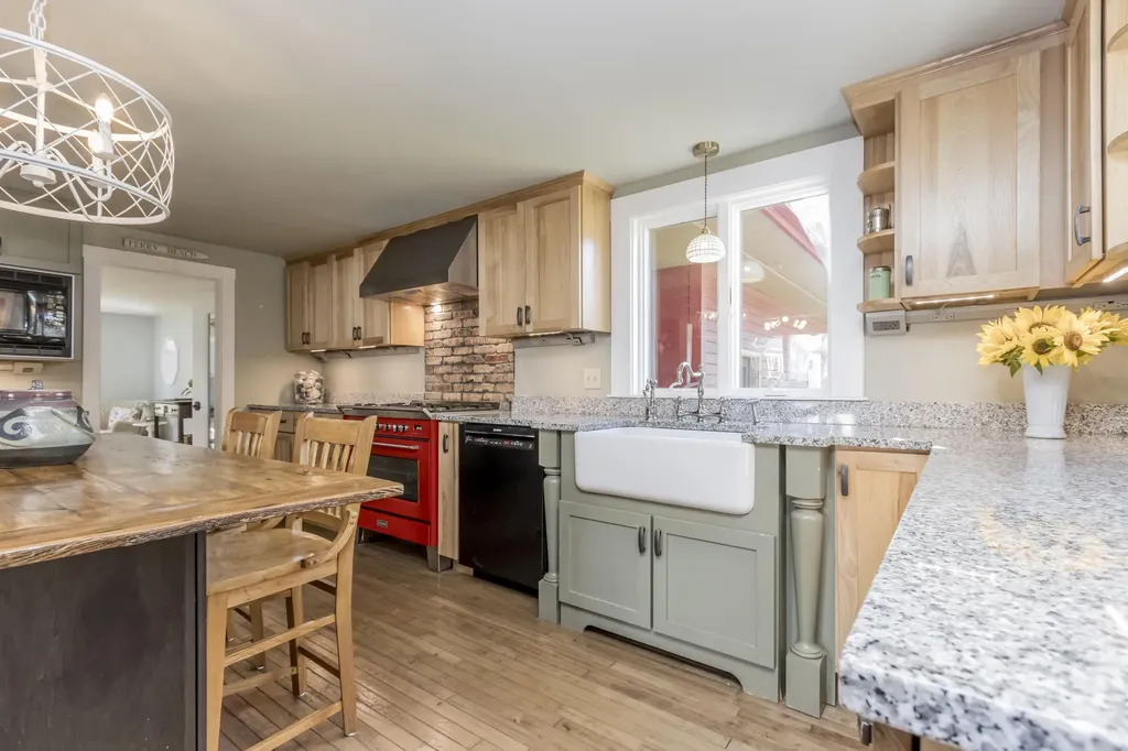 253 Black Point Road Scarborough ME 04074