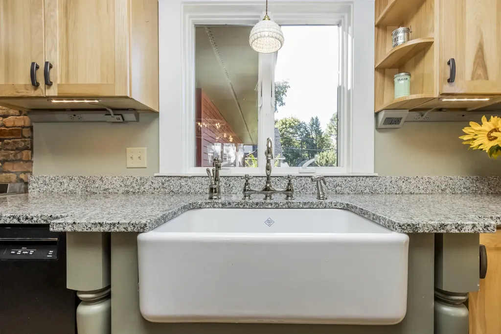 253 Black Point Road Scarborough ME 04074