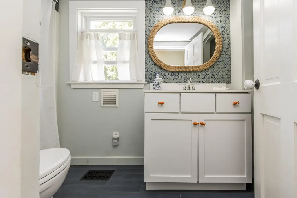 253 Black Point Road Scarborough ME 04074