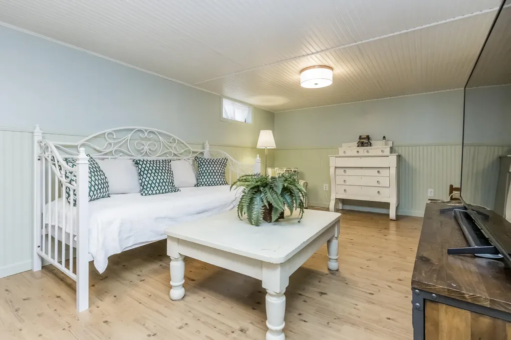 253 Black Point Road Scarborough ME 04074