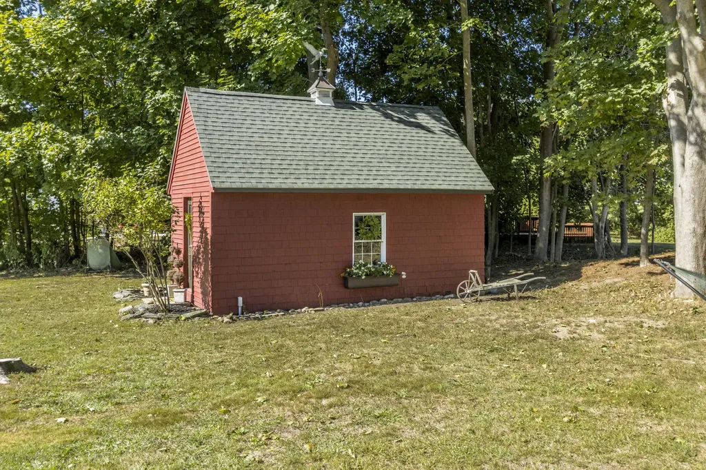 253 Black Point Road Scarborough ME 04074