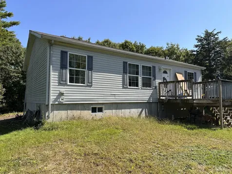 17 Strout Lane Chelsea ME 04330