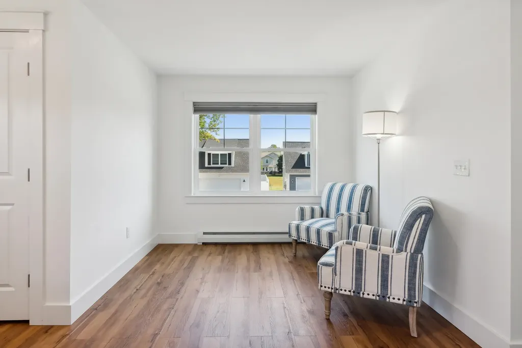 12 Intrepid Street Brunswick ME 04011