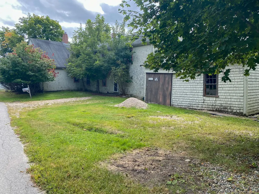 2 Bruce Street Machias ME 04654
