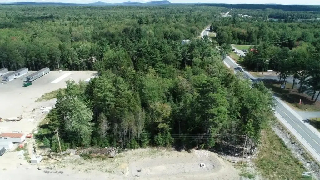 576 Us Highway 1 Hancock ME 04640