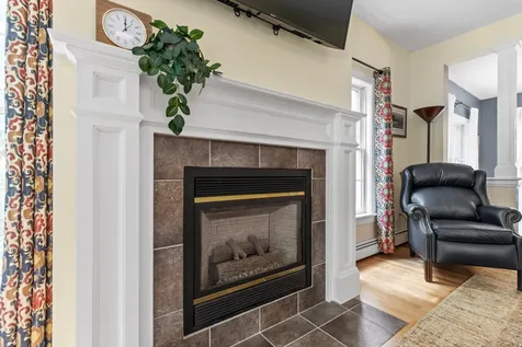 73 Candlebrook Lane South Portland ME 04106
