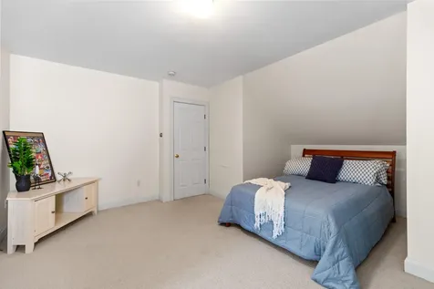 73 Candlebrook Lane South Portland ME 04106