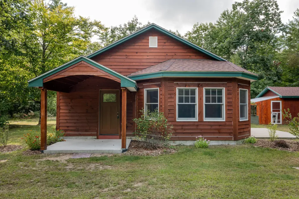 72 Hanscomb School Road Limington ME 04049