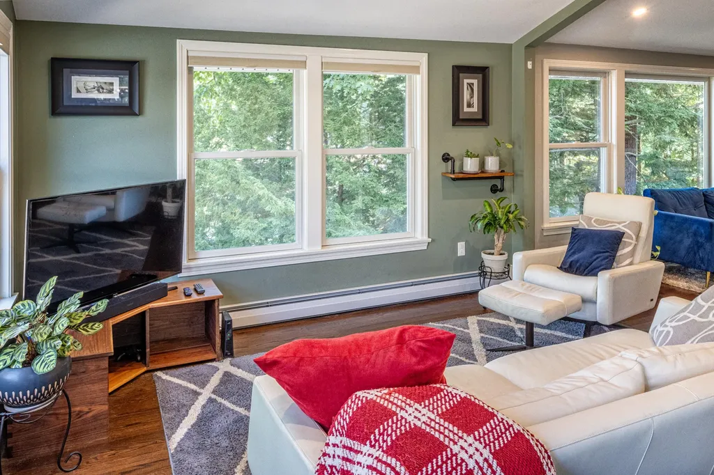 39 Pickeral Cove Road Lebanon ME 04027