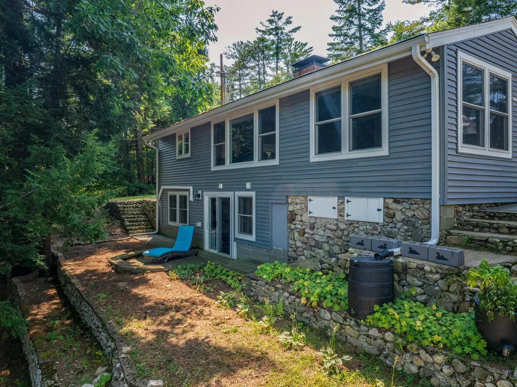 39 Pickeral Cove Road Lebanon ME 04027