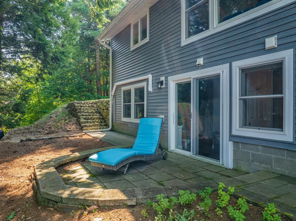 39 Pickeral Cove Road Lebanon ME 04027
