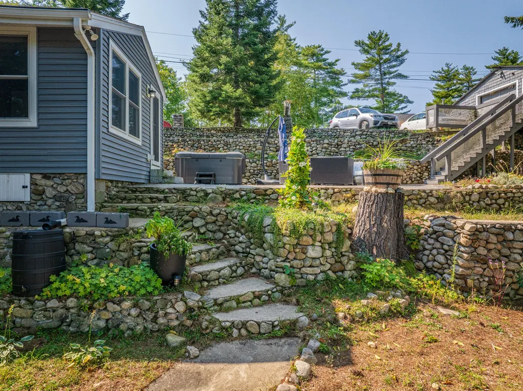 39 Pickeral Cove Road Lebanon ME 04027