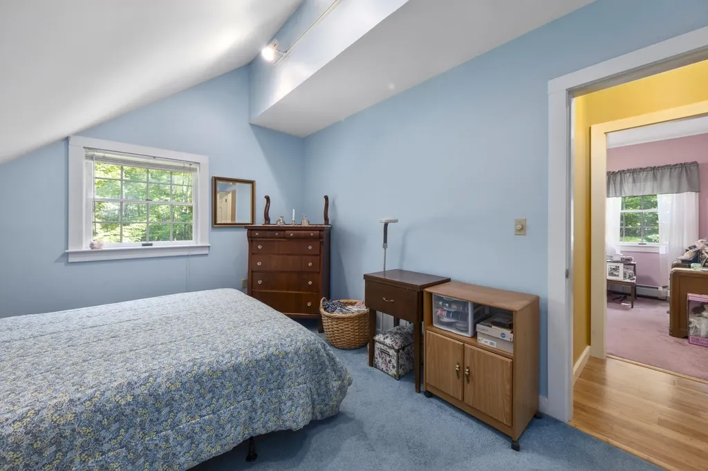 27 Pleasant Ridge Drive Camden ME 04843