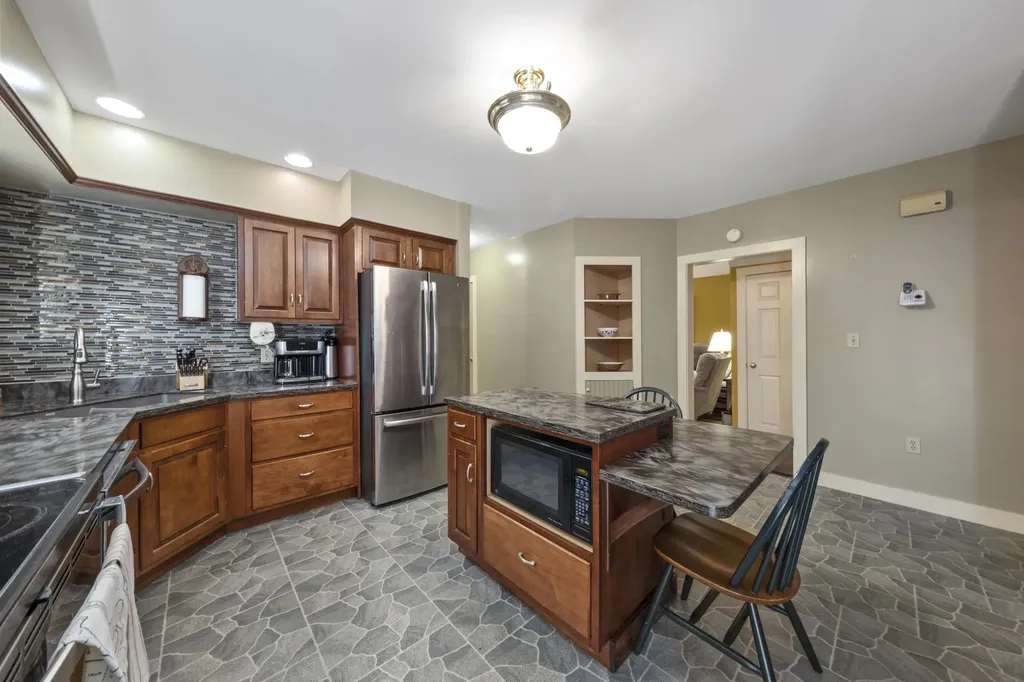 27 Pleasant Ridge Drive Camden ME 04843